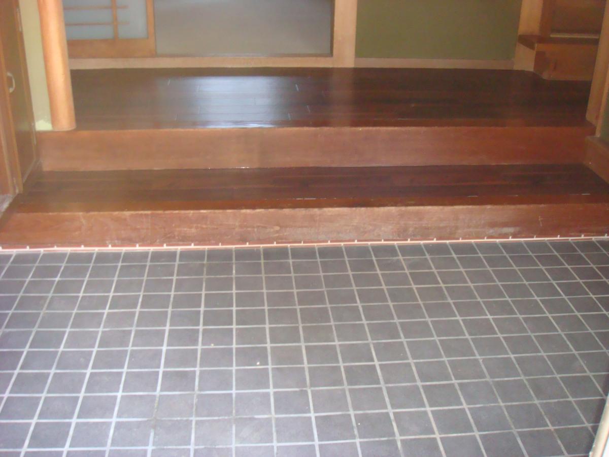 1980s wood house near the coast in Miyazu, Kyoto