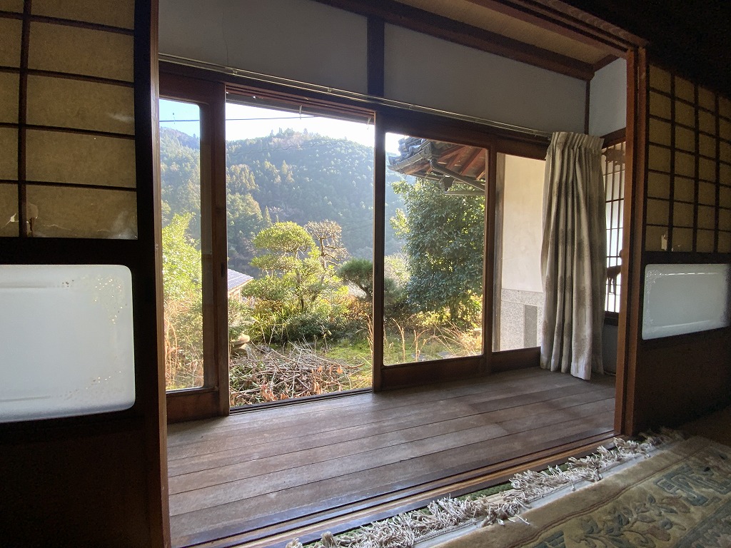 1950s wood house, 5-min walk to station, Yamaguchi