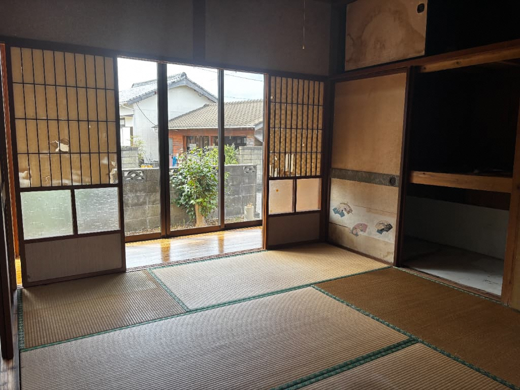 1970s wood house in Nagasaki