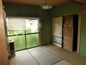 1980s wood house, 8-min walk to station, Kawanishi, Yusui