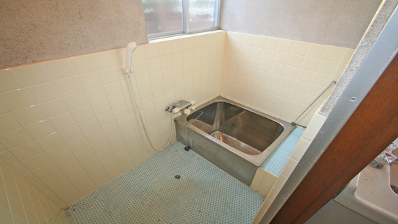 Wood house, 8-min walk to station, Wakayama