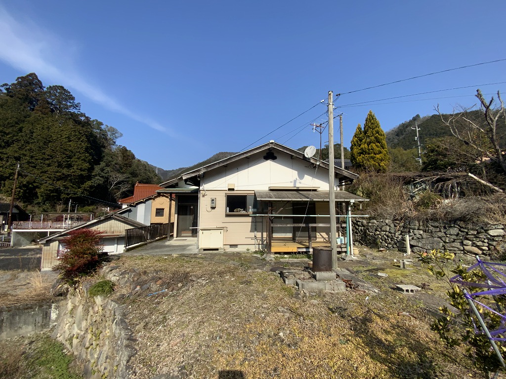 1990s wood house in Yamaguchi