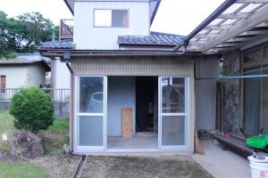1970s wood house, 20-min walk to station, Miyagi