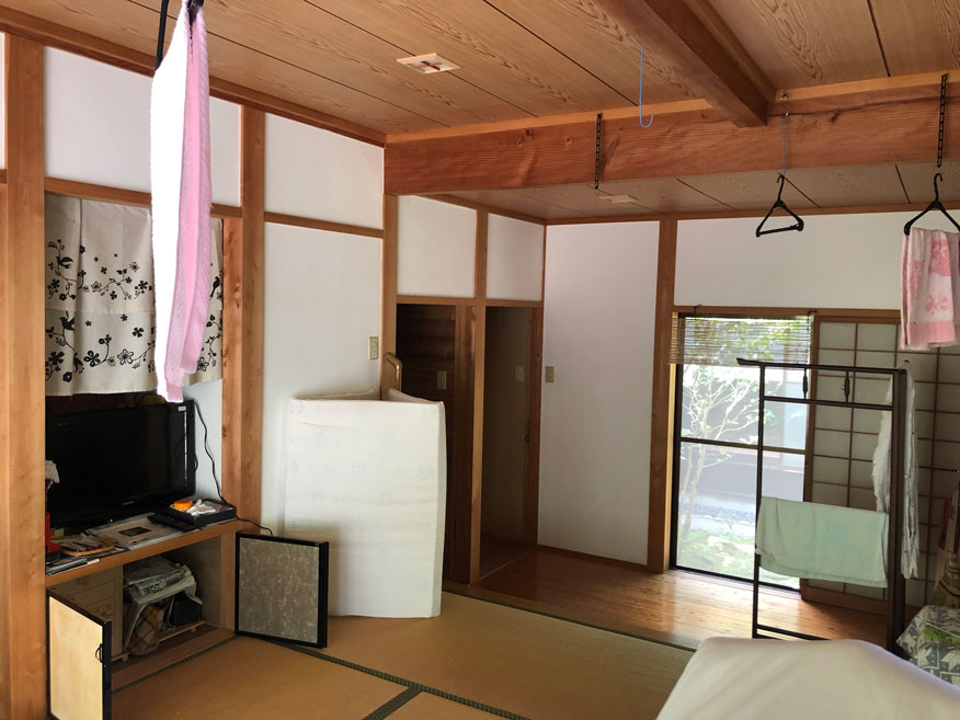 2000s wood house on a large plot in Miyama, Nantan