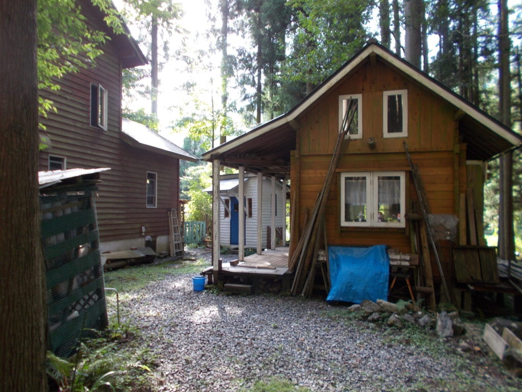 2000s wood house in Shiga