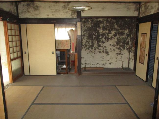 1910s wood house in Okayama