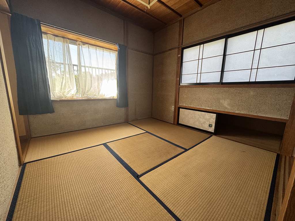 1960s wood house, 11-min walk to station, Nagano