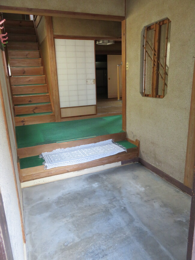 1960s wood house in Shimane
