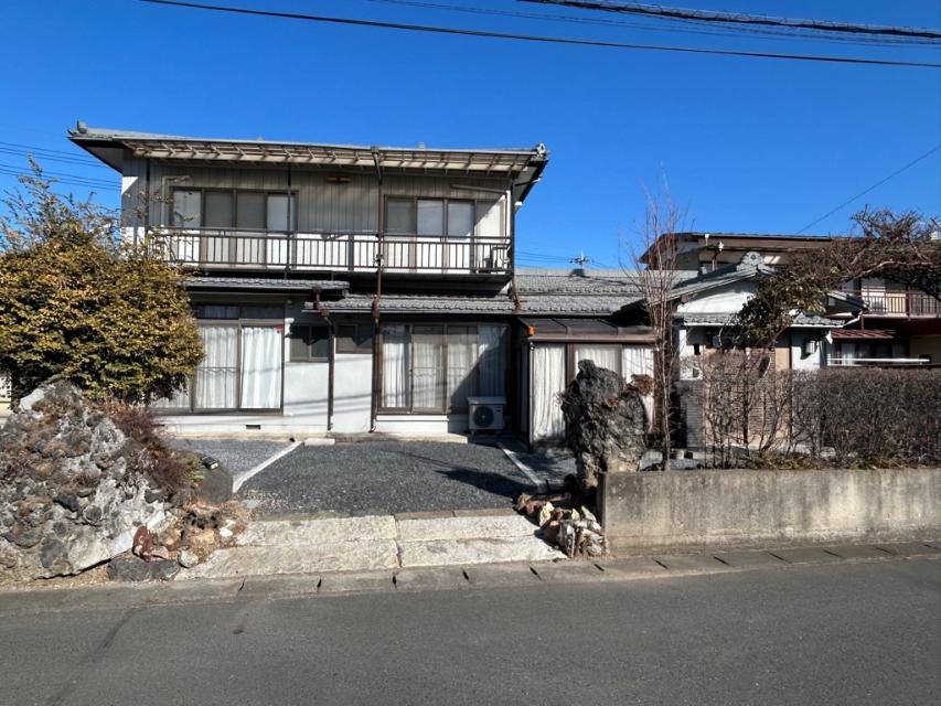 1970s wood house, 4-min walk to station, Tochigi