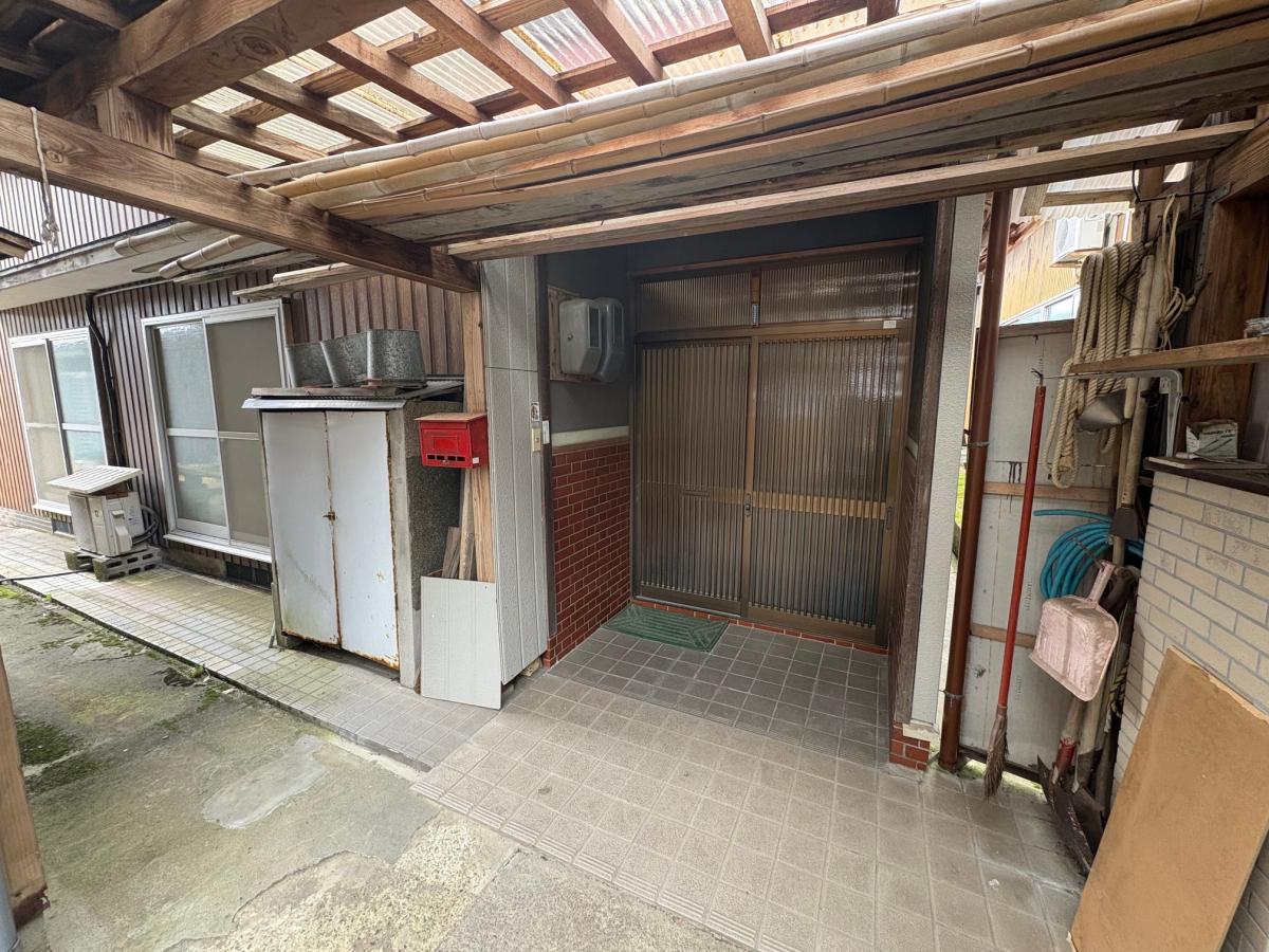 1960s wood house in Yosano, Kyoto