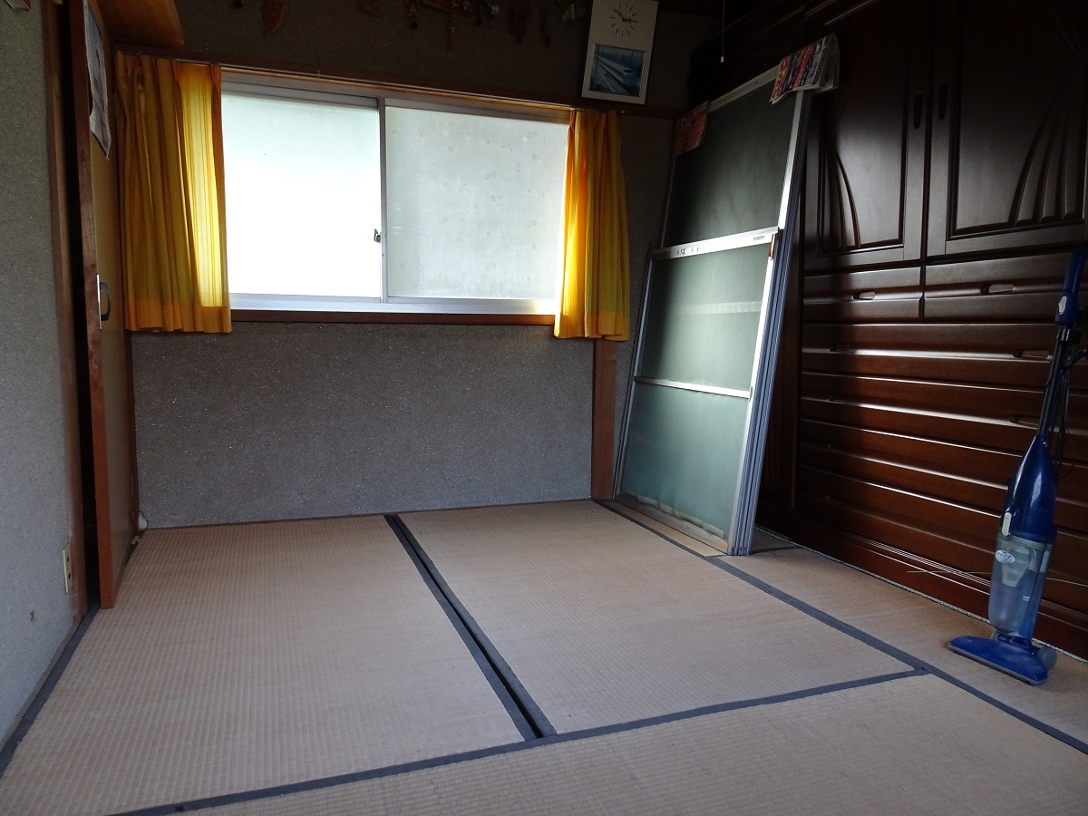 1970s wood house in Hyogo
