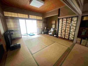 1990s wood house, 3-min walk to station, Fukui