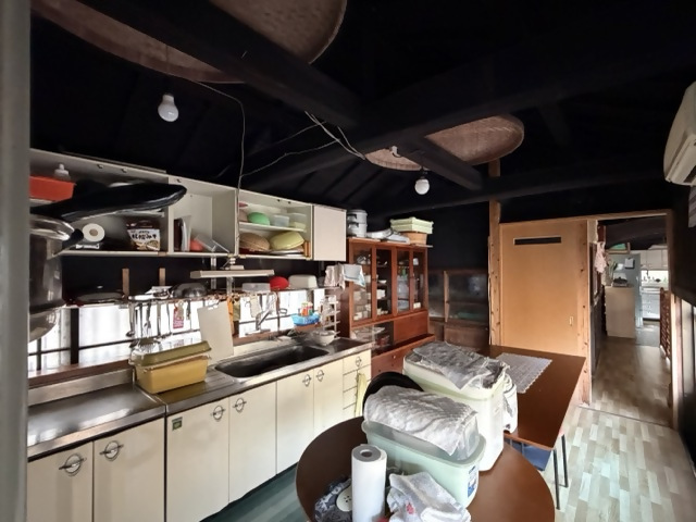 Wood house in Kawanabe, Minamikyushu, farmland, approval needed