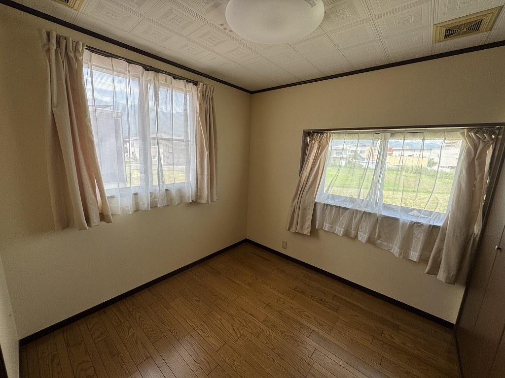 1990s wood house in Nagano