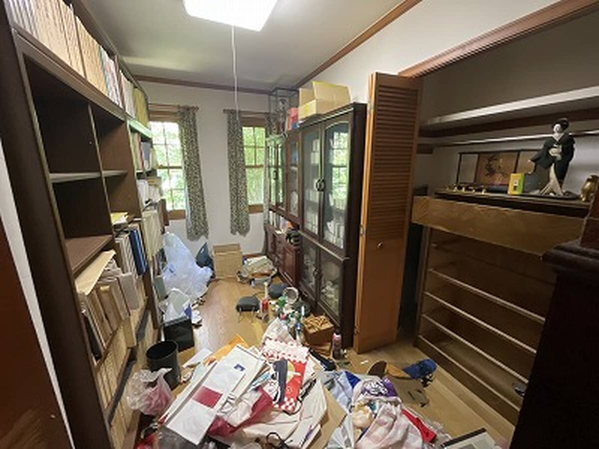 1990s wood house in Hiroshima