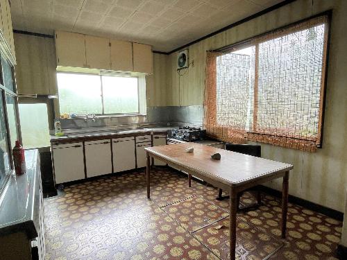 Property for Sale No. 120 (Kamiakasu Area)