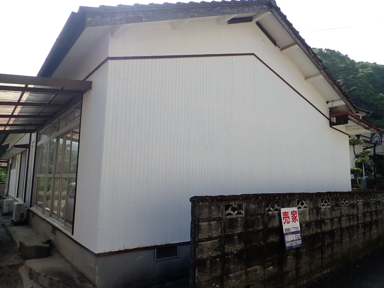 1970s wood house in Tsukumi