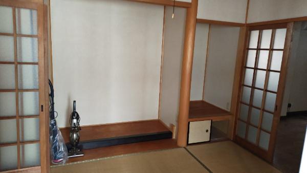 1990s wood house in Hyogo