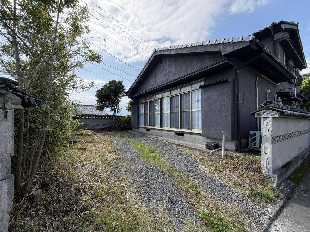 1970s wood house in Kanoya, Kagoshima