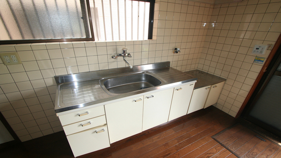 1990s wood house, 8-min walk to station, Wakayama