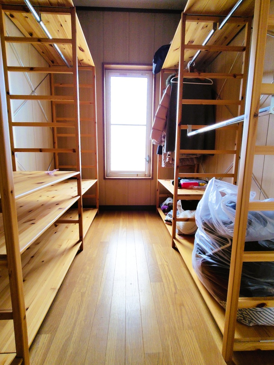 1990s wood house in Ehime