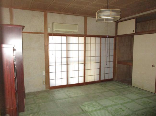 1980s wood house in Kasaoka