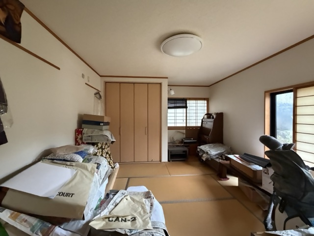 Wood house with outbuildings in Kawanabe, Minamikyushu
