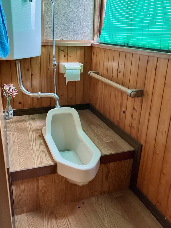1970s wood house in Tottori