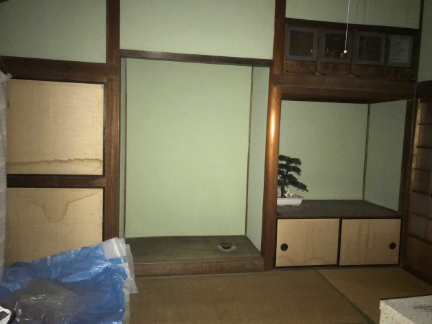 Wood house in Ehime