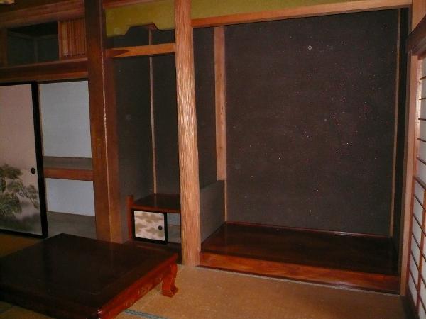 1980s house in Chikuma