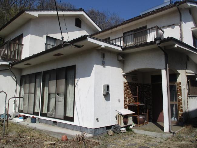 1980s wood house, 17-min walk to station, Okayama