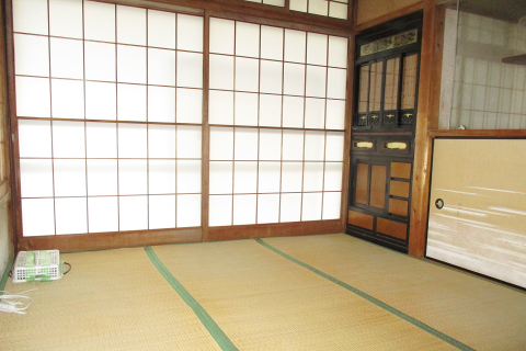 1960s wood house, 18-min walk to station, Tochigi