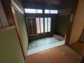 1970s wood house in Kochi