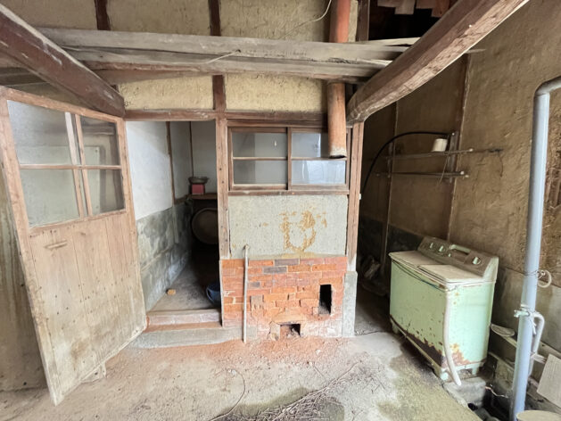 Wood house in Ehime