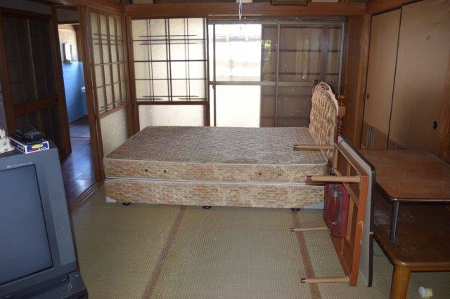 1970s wood house in Kochi