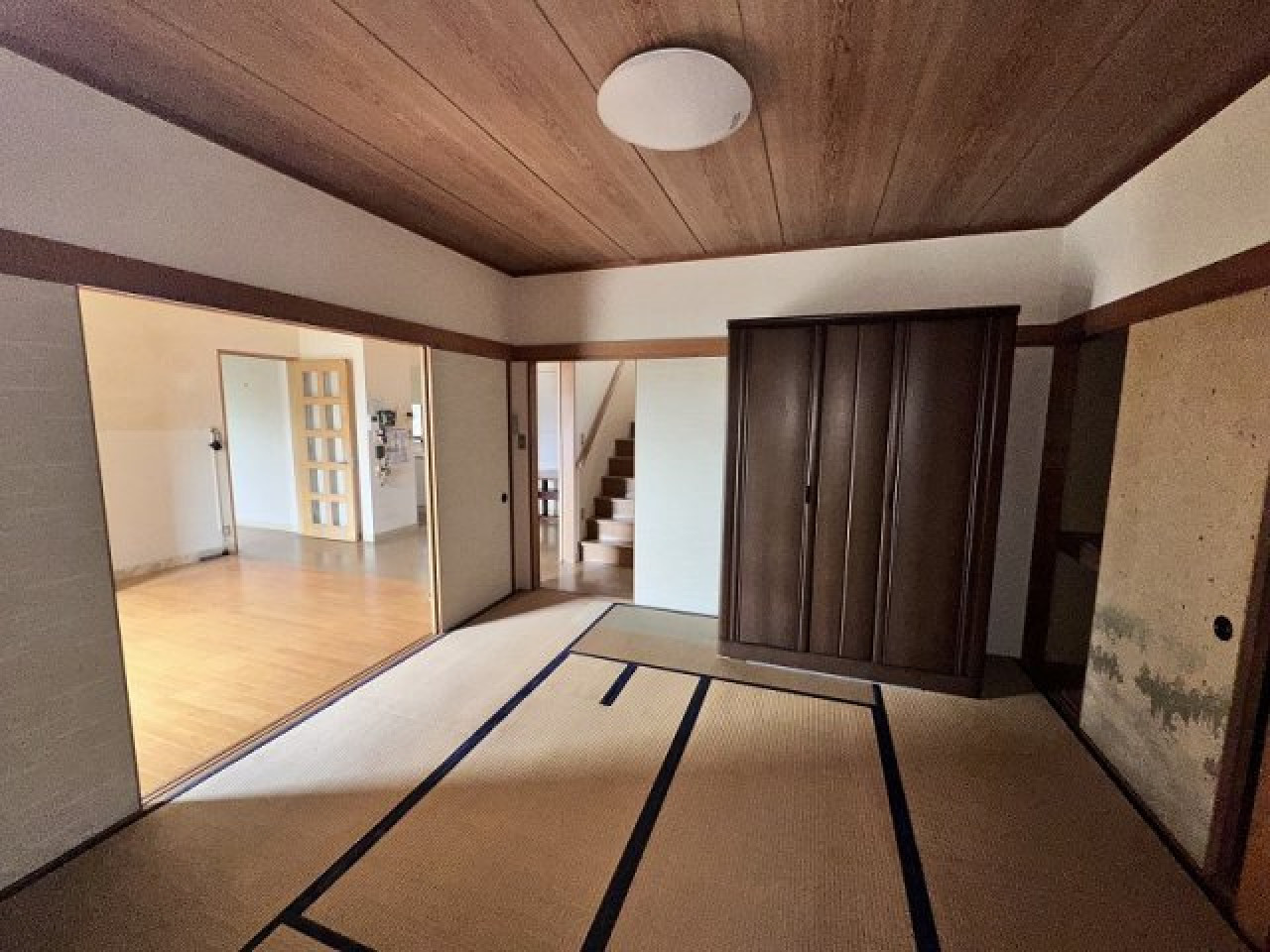 1980s steel-frame house, 2-min walk to station, Tochigi
