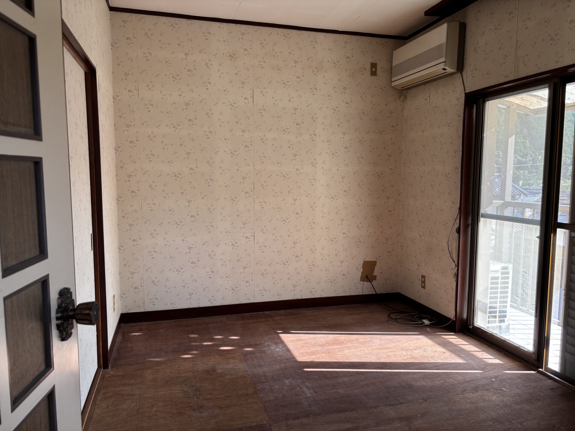 1950s wood house, 20-min walk to station, Shizuoka