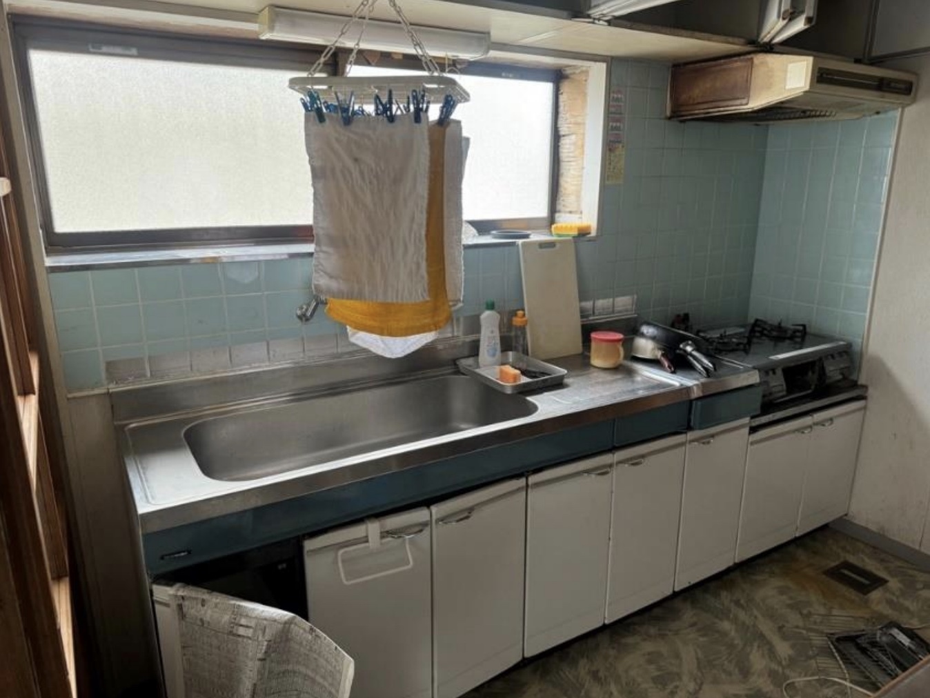 1980s wood house, 18-min walk to station, Akita