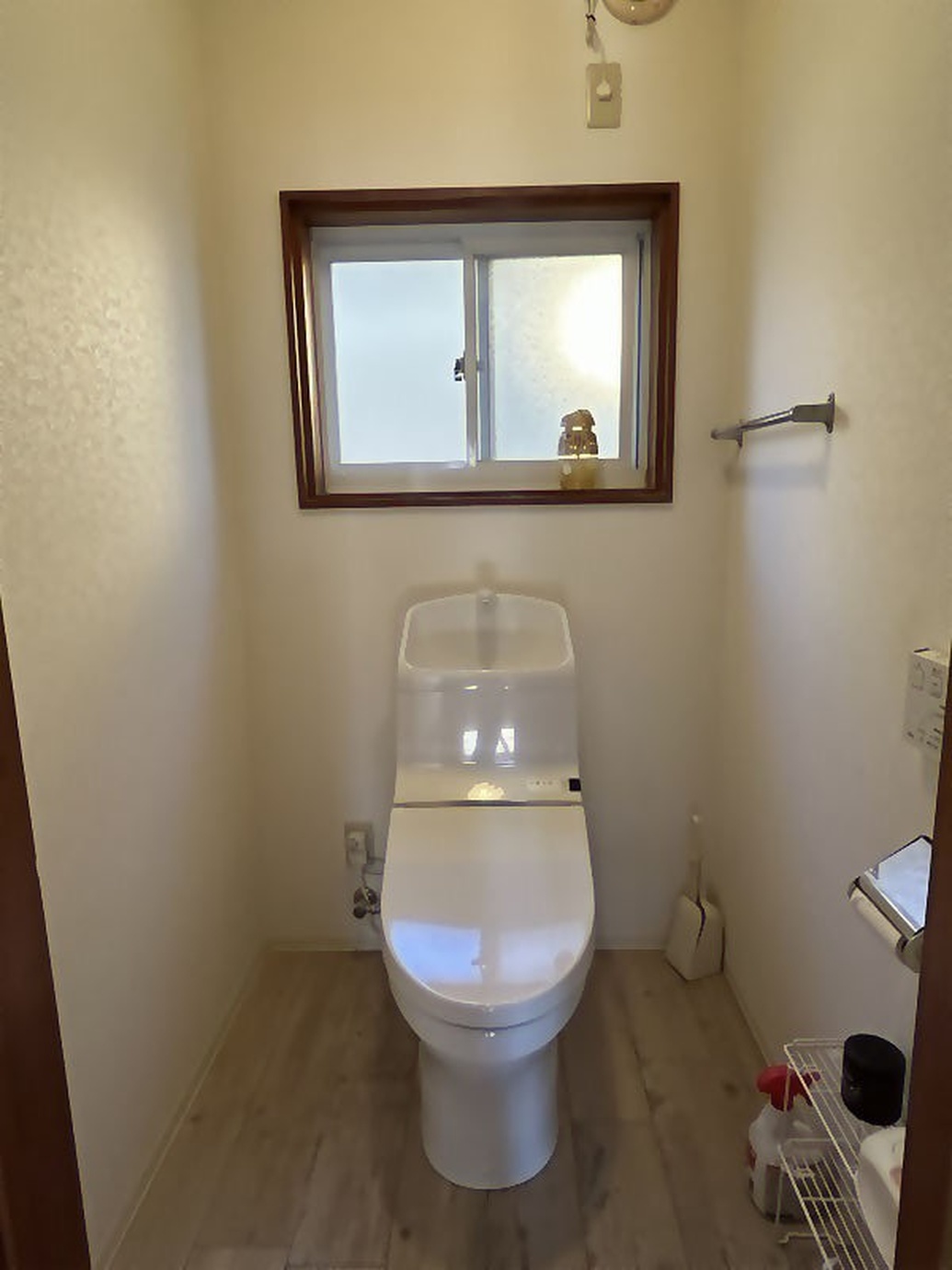 1990s wood house, 20-min walk to station, Fukui