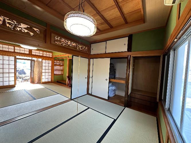 1980s wood house in Kagawa