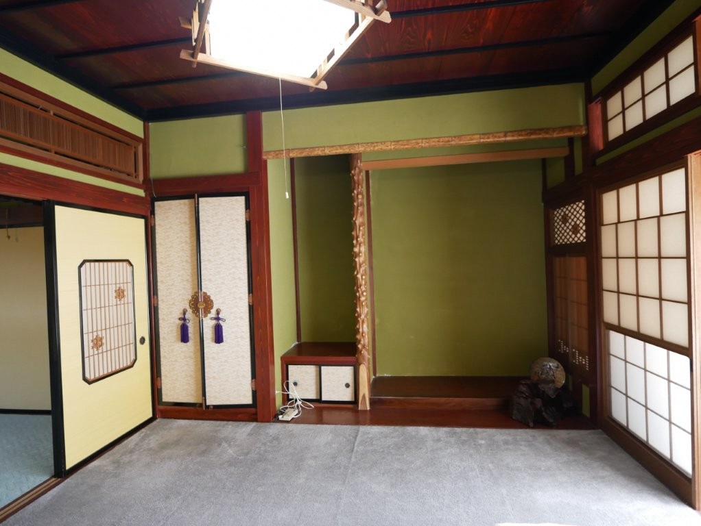 House, 20-min walk to station, Toyama