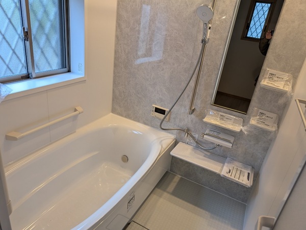 2000s wood house, 14-min walk to station, Hyogo
