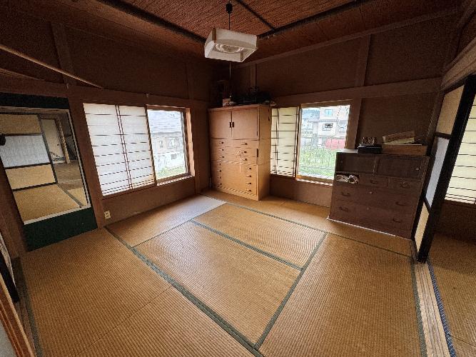 1970s house, 5-min walk to station, Tokamachi, Niigata