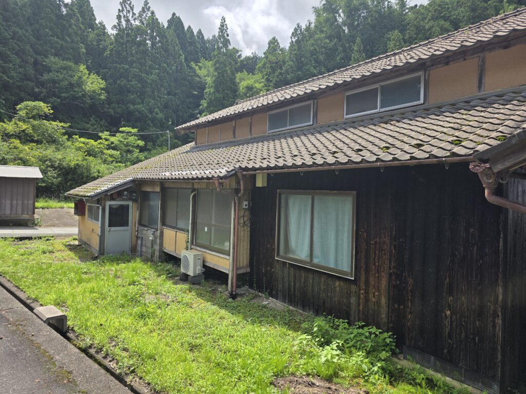 1960s wood house near the coast in Tango, Kyotango