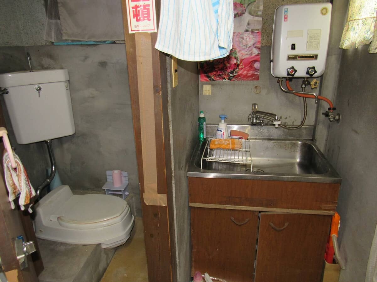 1970s wood house, 8-min walk to station, Hiroshima
