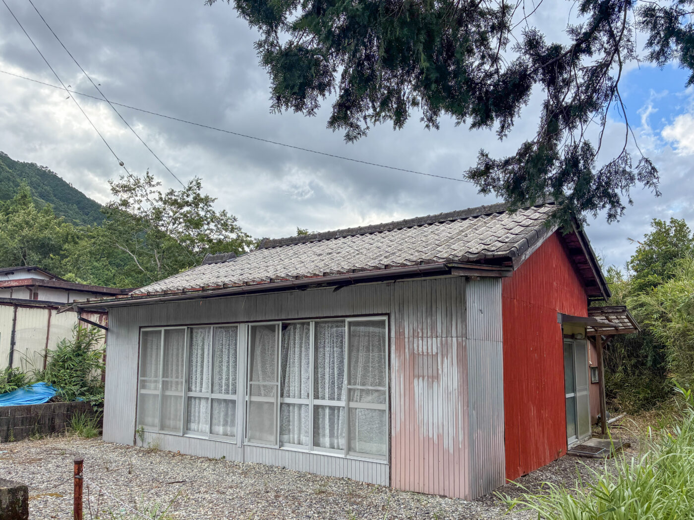 1960s wood house in Matsusaka Kahada