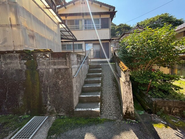 1970s wood house in Miyazaki