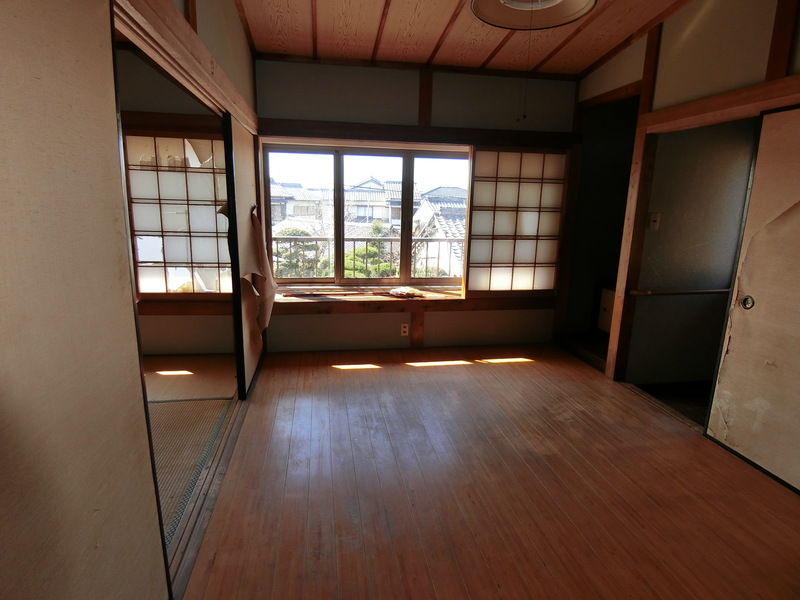 1960s wood house in Kochi