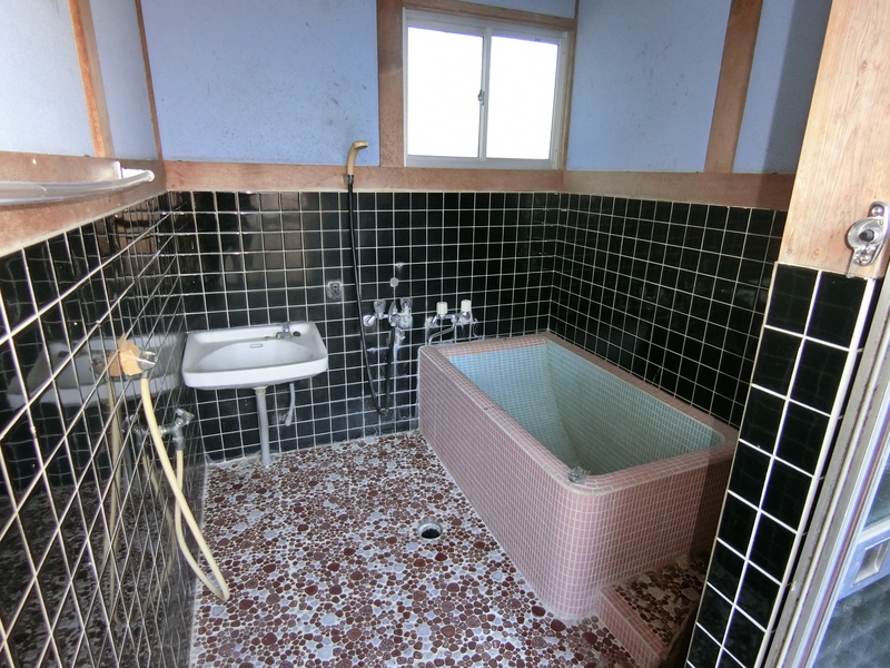 One-story house with character in Akano, Aki City