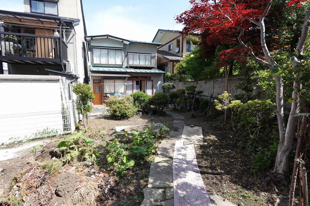 1960s wood house, 11-min walk to station, Nagano